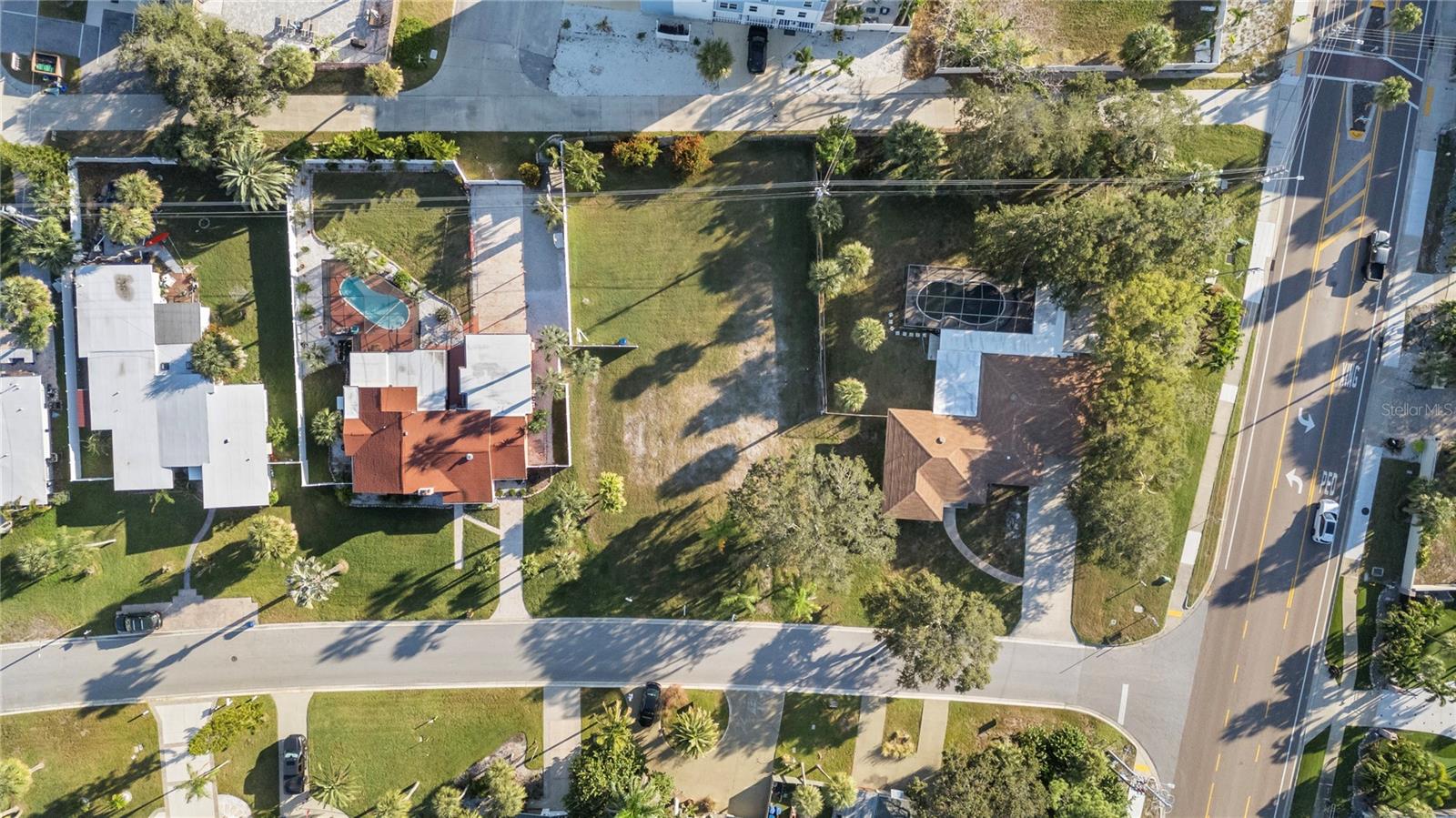 Image 8 of 12 For 104 1st Street