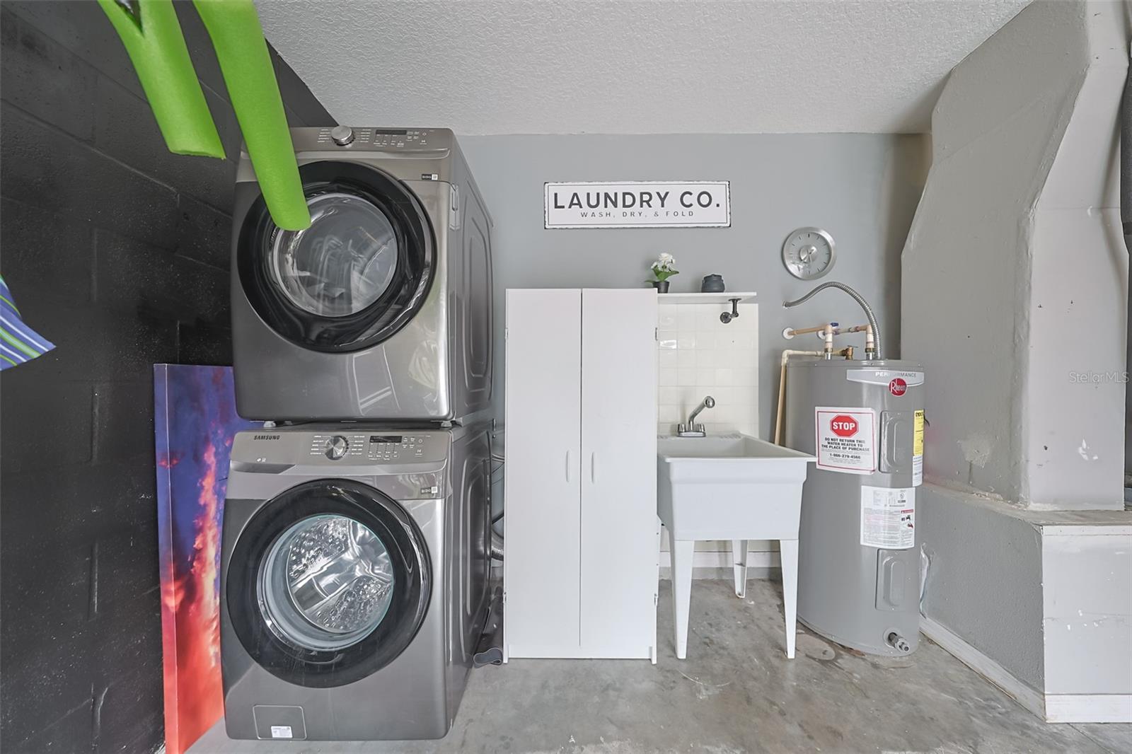 Image 23 of 33 For 2118 Pleasure Run Drive