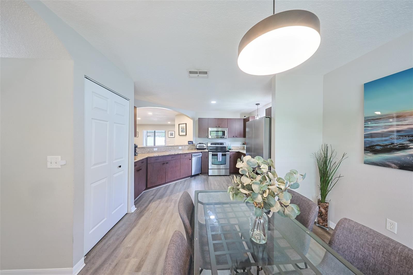 Image 9 of 33 For 2118 Pleasure Run Drive