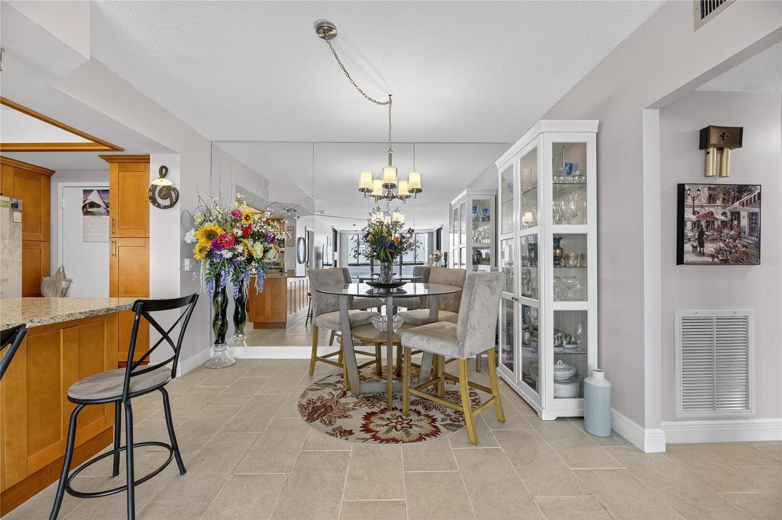 Image 12 of 74 For 7100 Sunshine Skyway Lane S 503