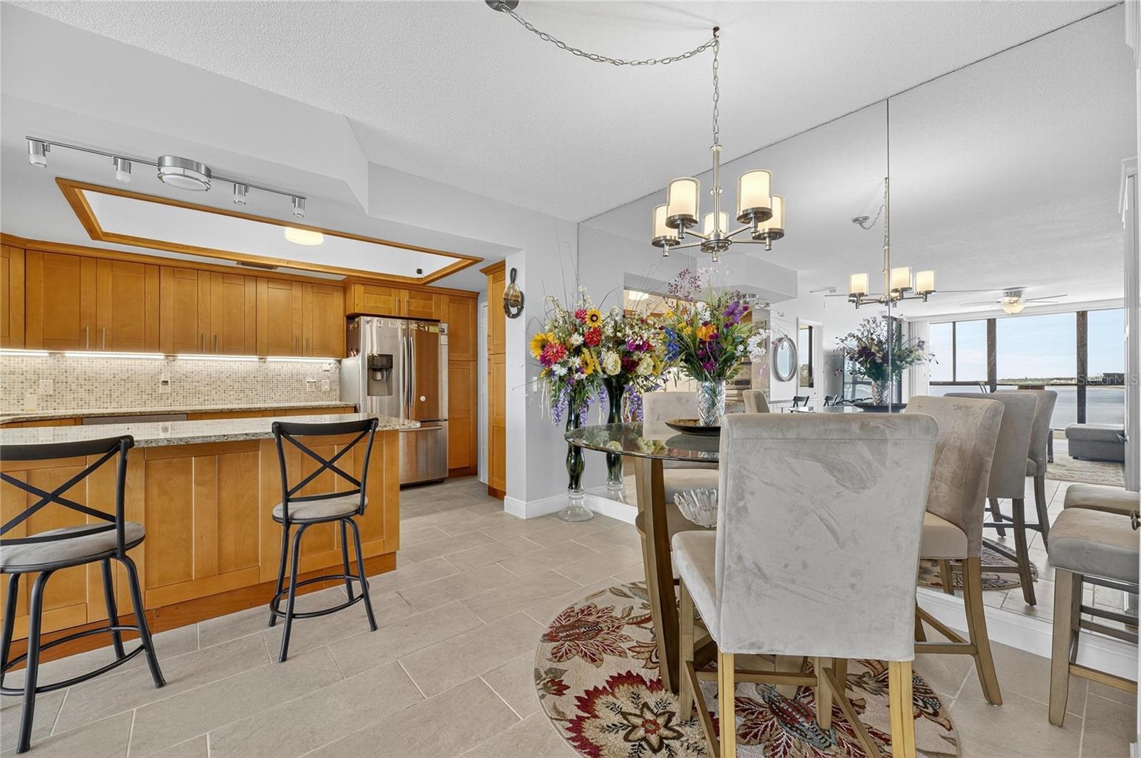 Image 13 of 74 For 7100 Sunshine Skyway Lane S 503