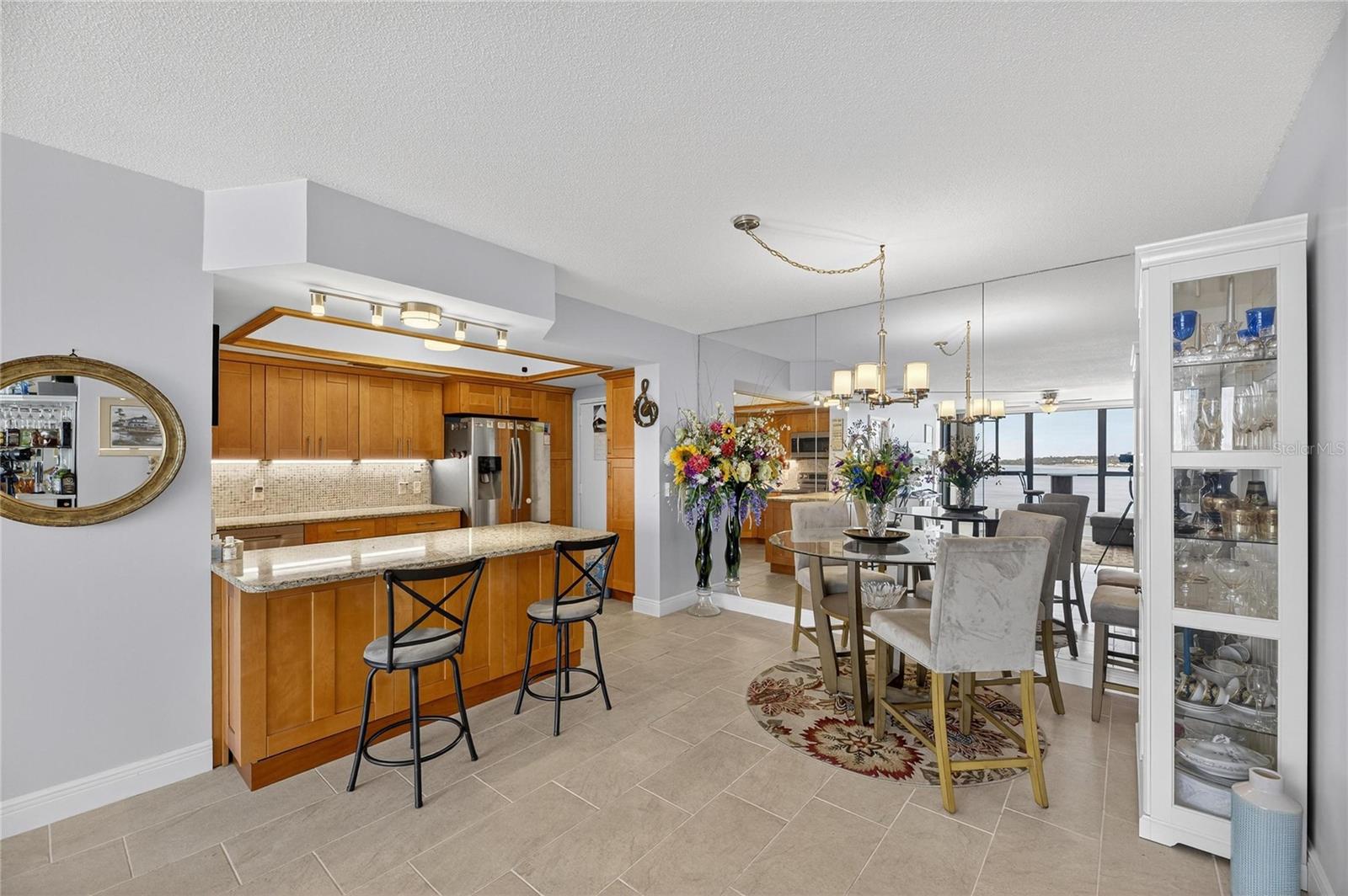 Image 19 of 74 For 7100 Sunshine Skyway Lane S 503