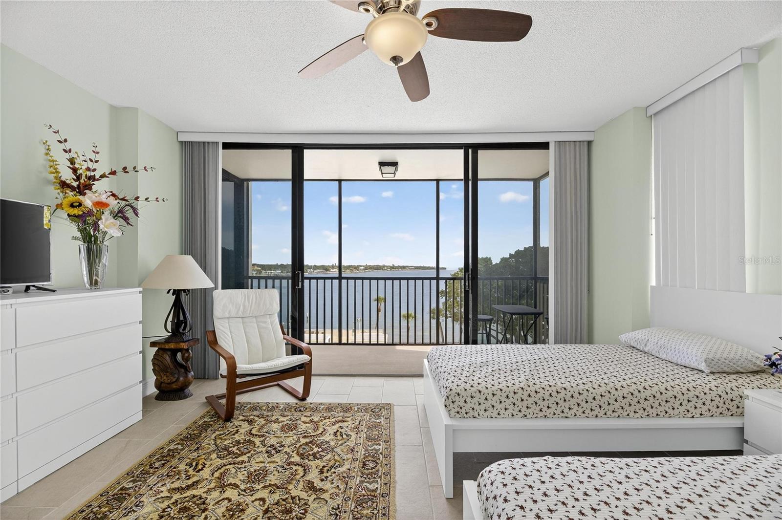 Image 29 of 74 For 7100 Sunshine Skyway Lane S 503