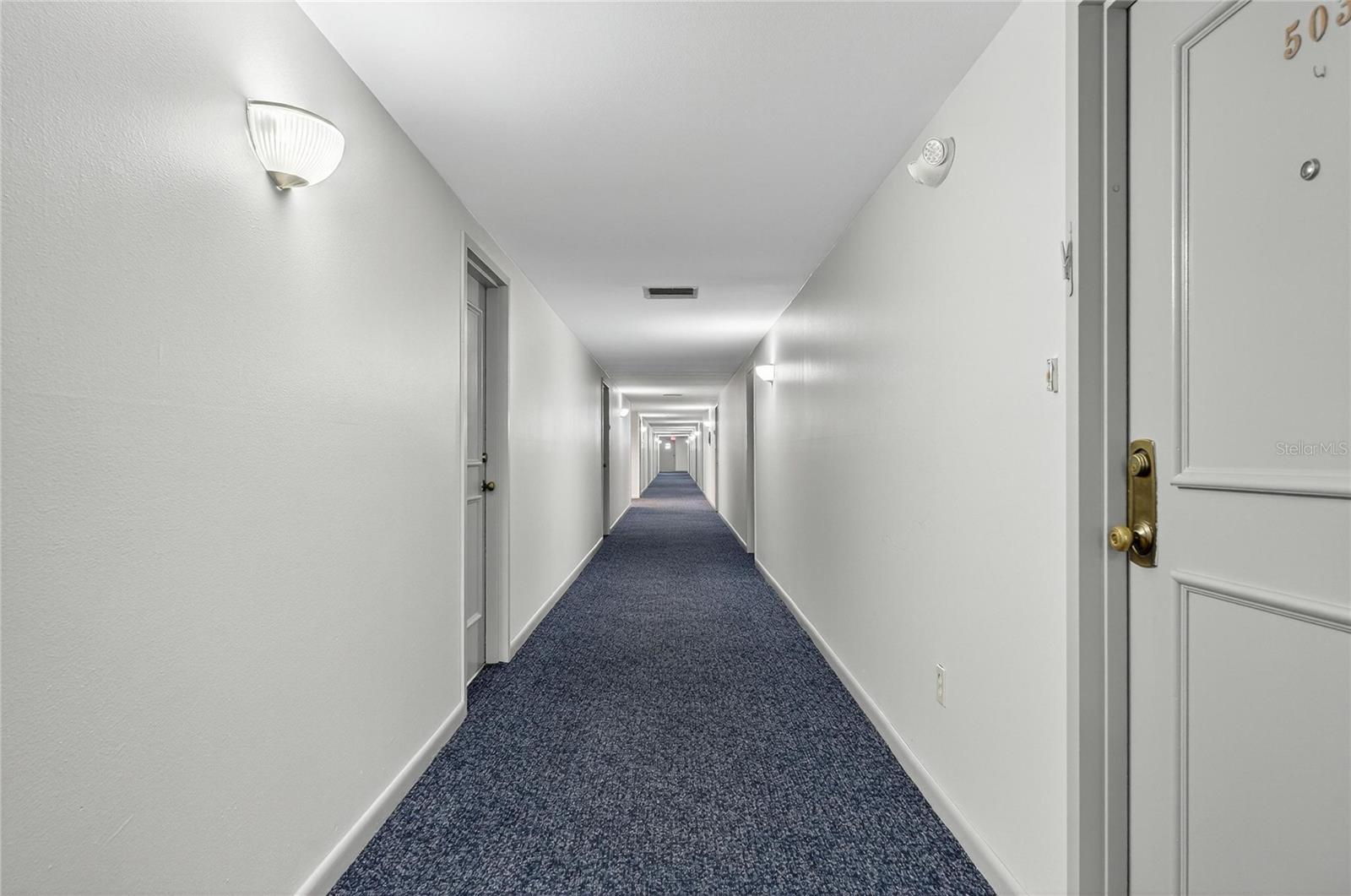 Image 3 of 74 For 7100 Sunshine Skyway Lane S 503