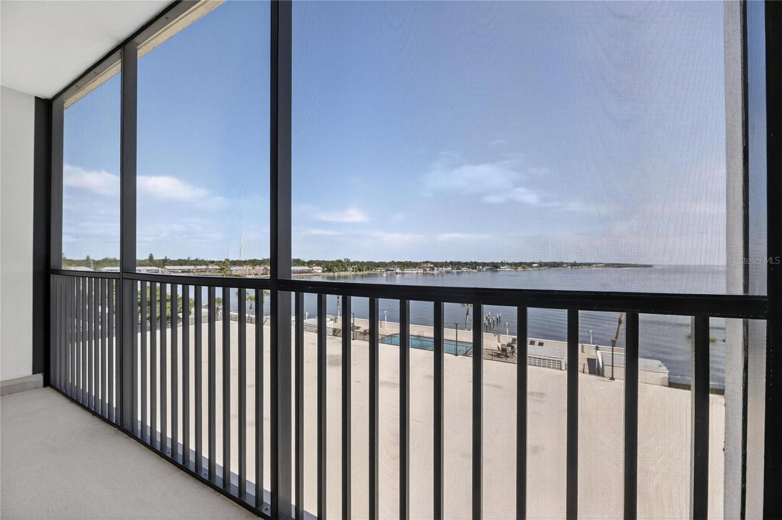 Image 48 of 74 For 7100 Sunshine Skyway Lane S 503