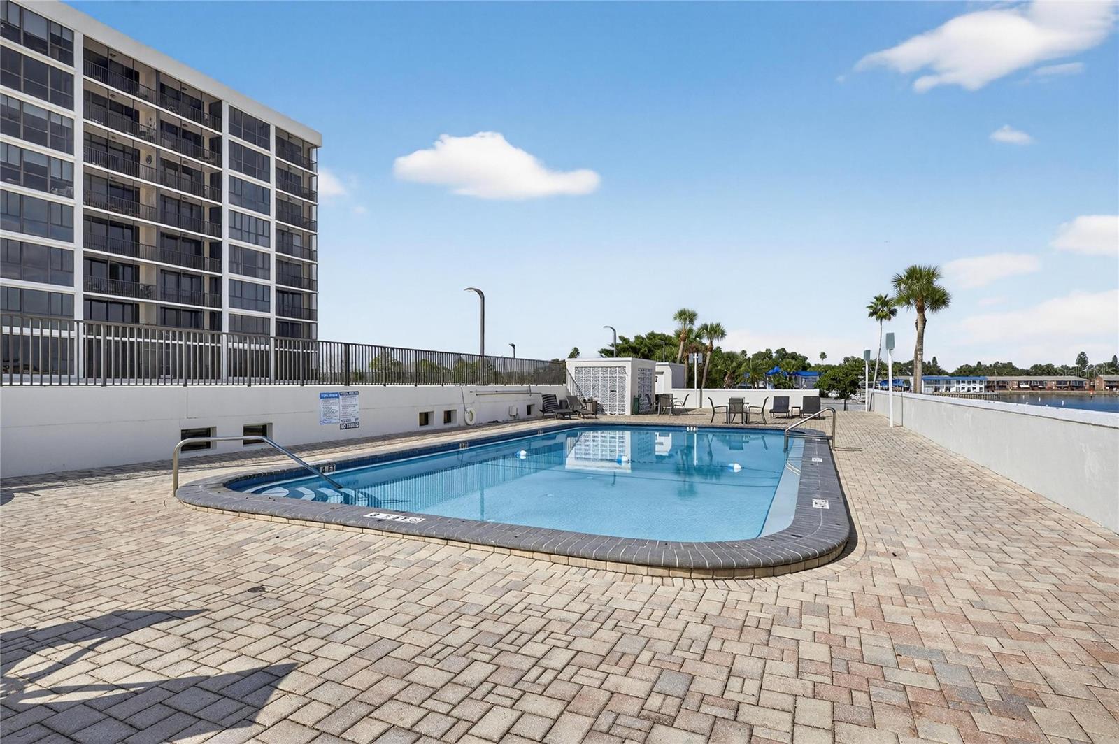 Image 61 of 74 For 7100 Sunshine Skyway Lane S 503