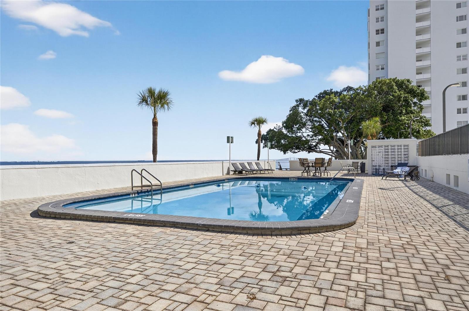 Image 65 of 74 For 7100 Sunshine Skyway Lane S 503