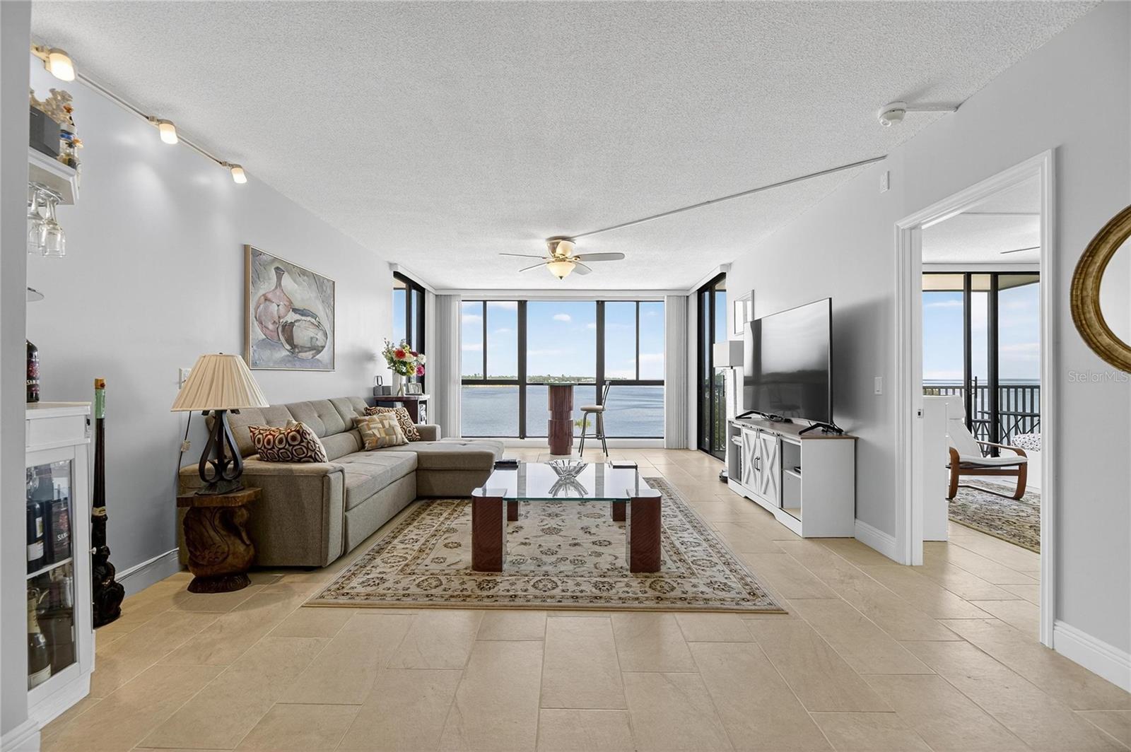 Image 7 of 74 For 7100 Sunshine Skyway Lane S 503