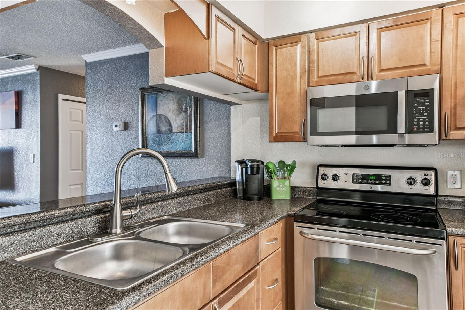 Image 5 of 57 For 10101 Sailwinds Boulevard S 203