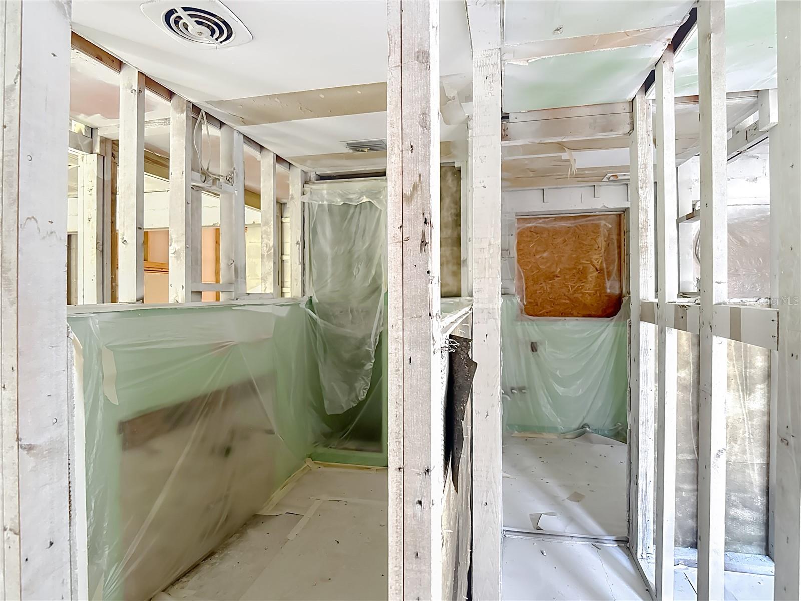 Image 17 of 74 For 116 Currys Landing Trail