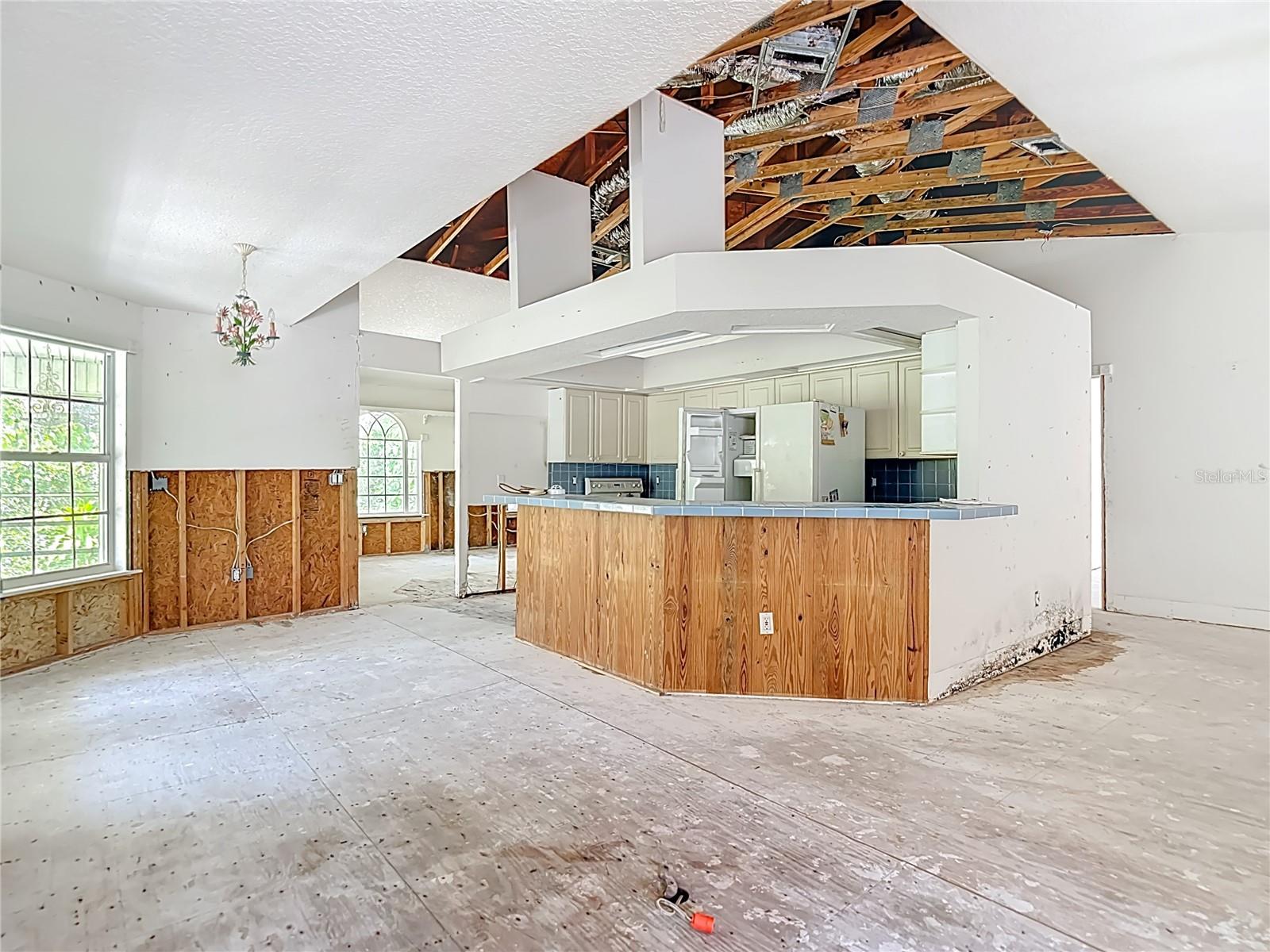 Image 48 of 74 For 116 Currys Landing Trail