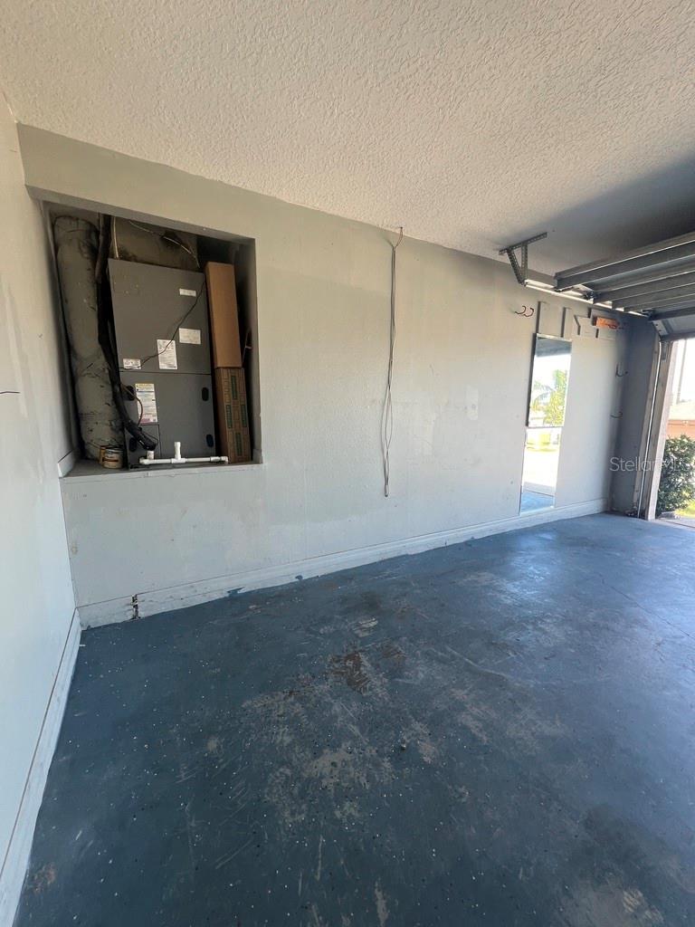 Image 18 of 38 For 7632 Merchantville Circle