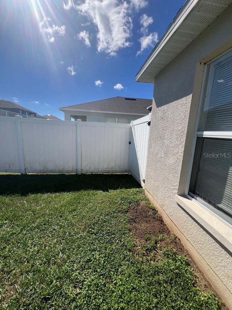 Image 19 of 38 For 7632 Merchantville Circle