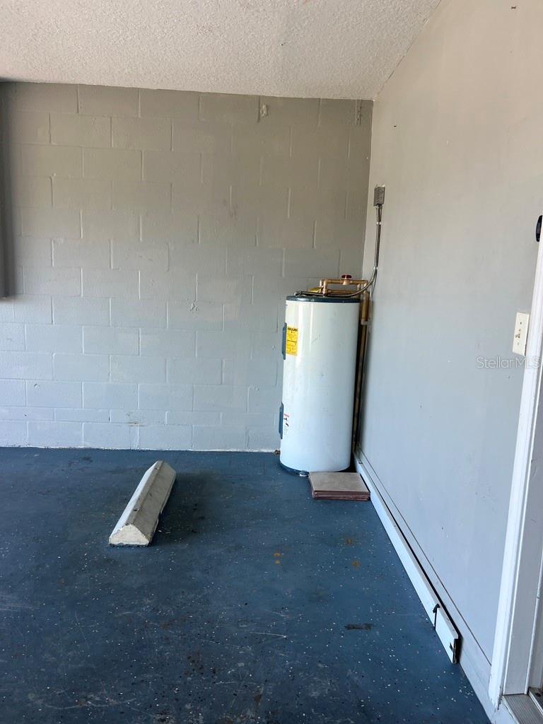 Image 28 of 38 For 7632 Merchantville Circle