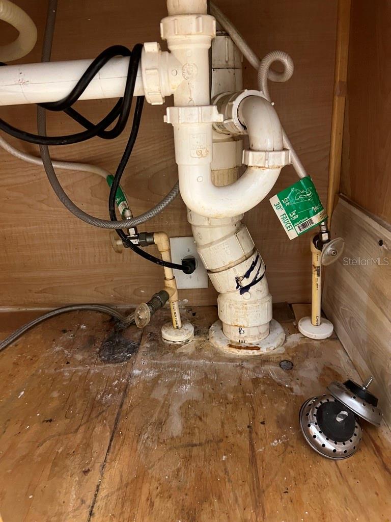 Image 32 of 38 For 7632 Merchantville Circle