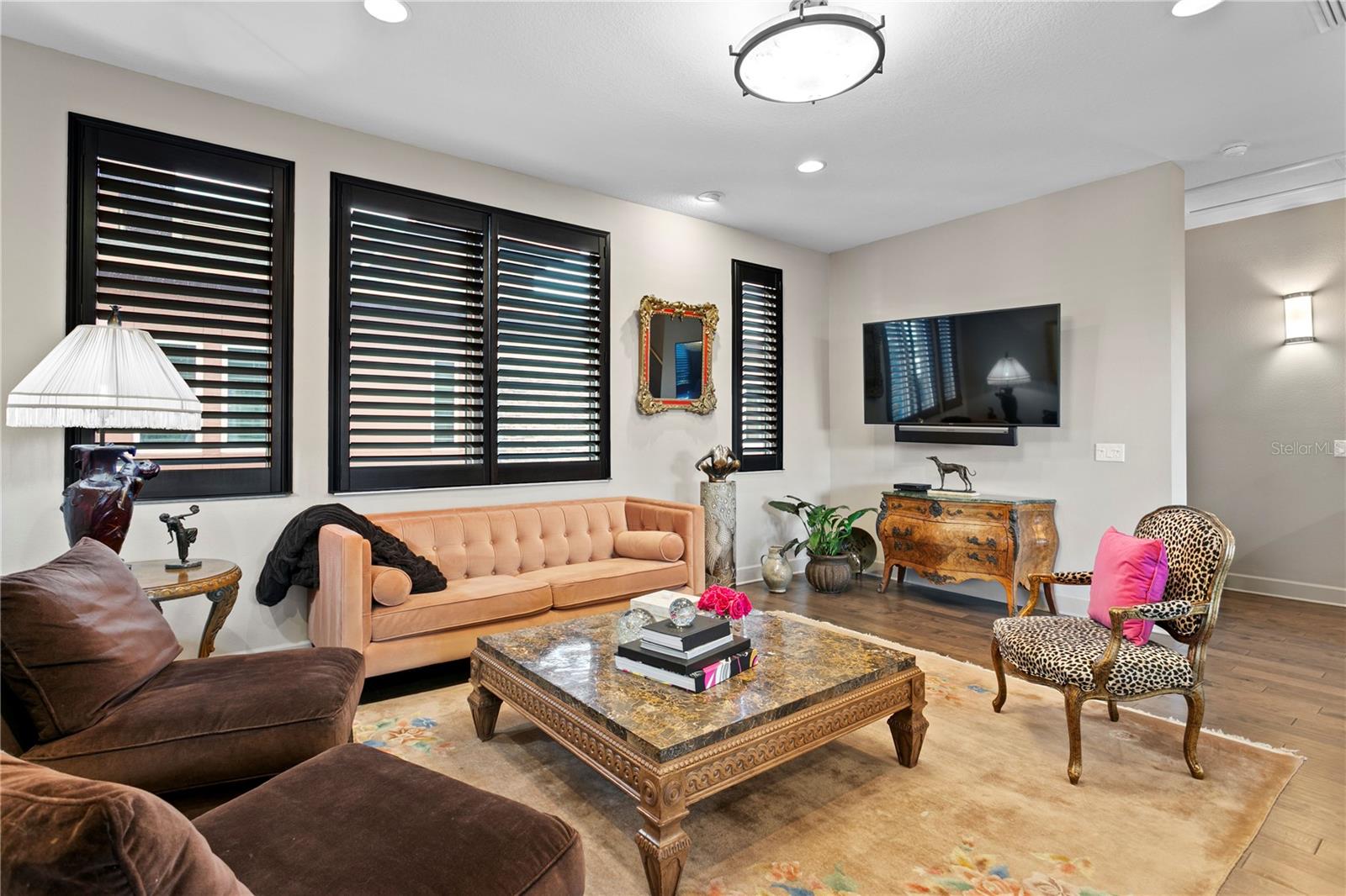 Image 28 of 79 For 153 5th Avenue Ne