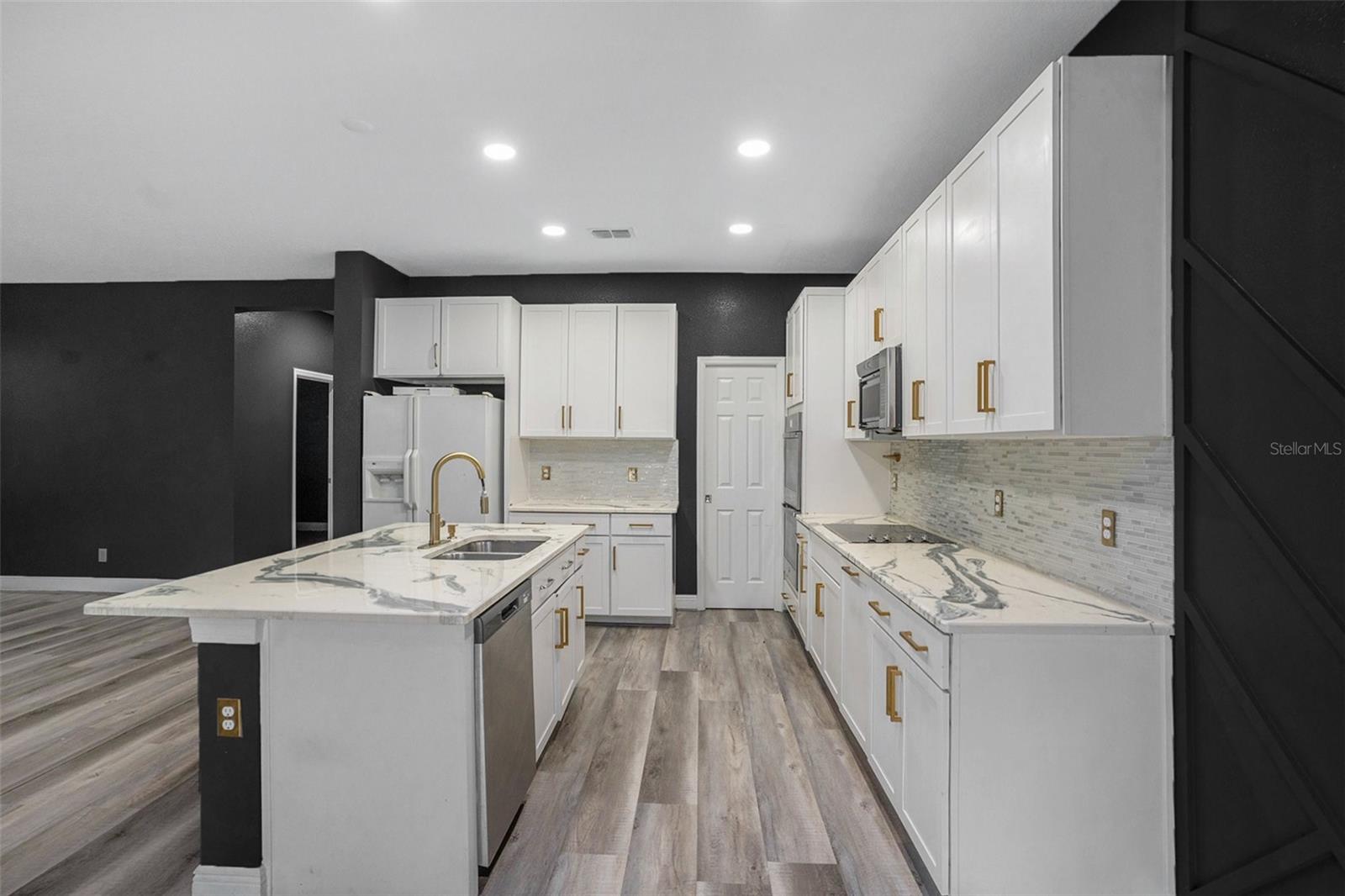 Image 10 of 24 For 11308 Oak Barrel Place