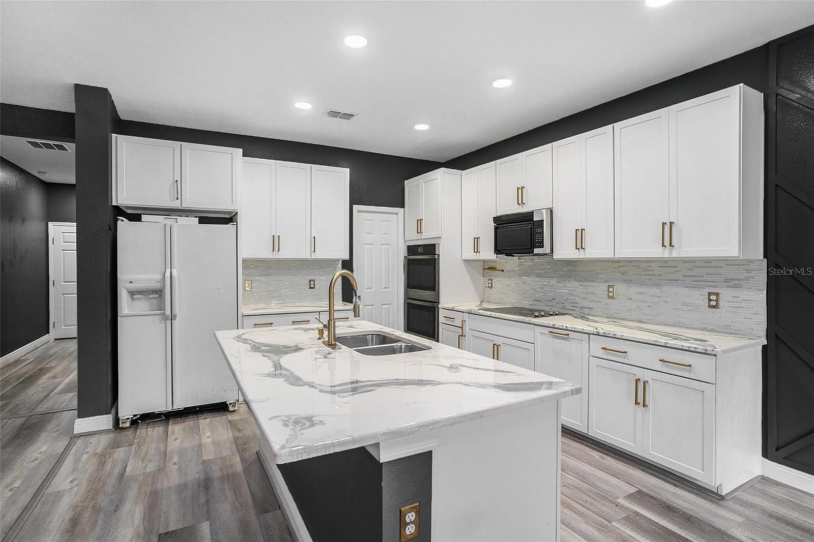 Image 9 of 24 For 11308 Oak Barrel Place