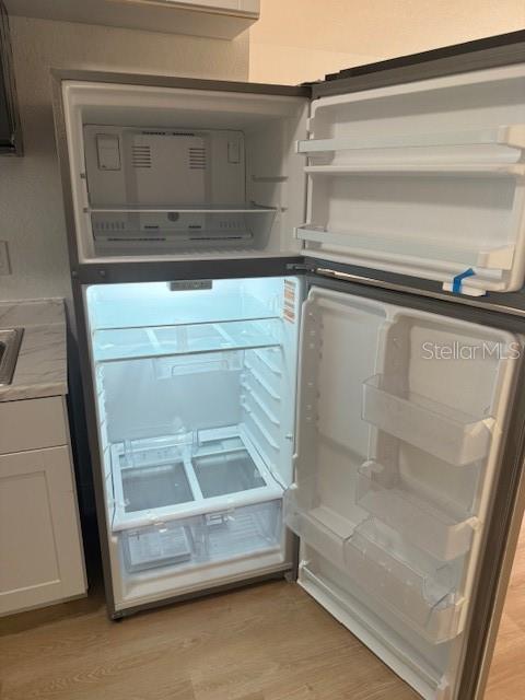 Image 9 of 14 For 4605 Hubert Avenue 19