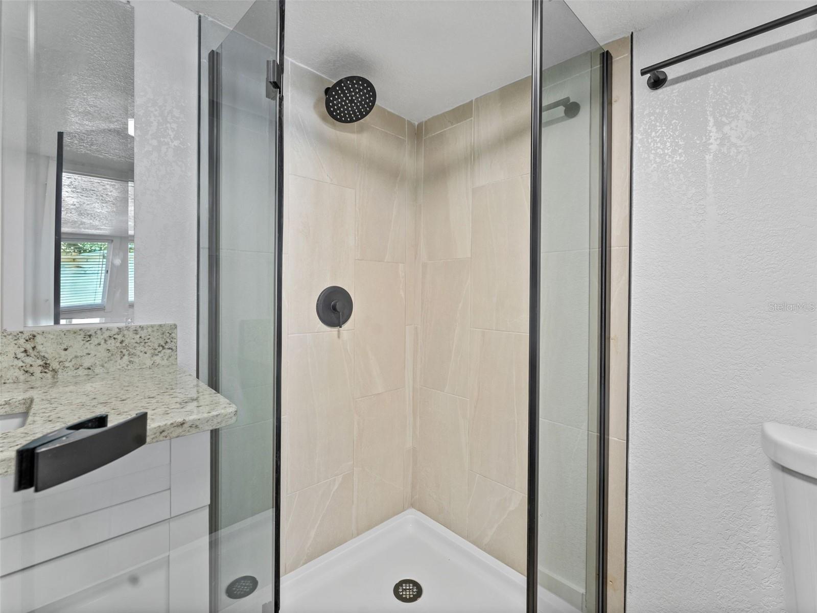 Image 20 of 48 For 4613 Irene Loop