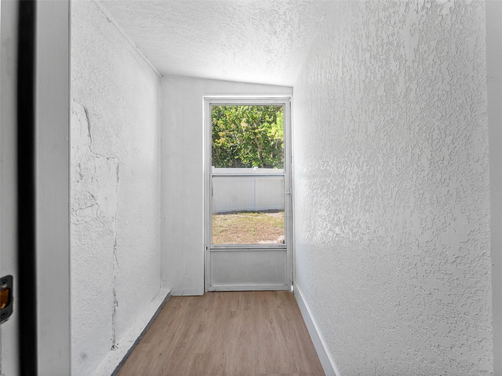 Image 30 of 48 For 4613 Irene Loop