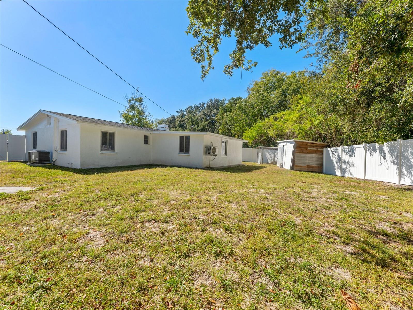 Image 37 of 48 For 4613 Irene Loop