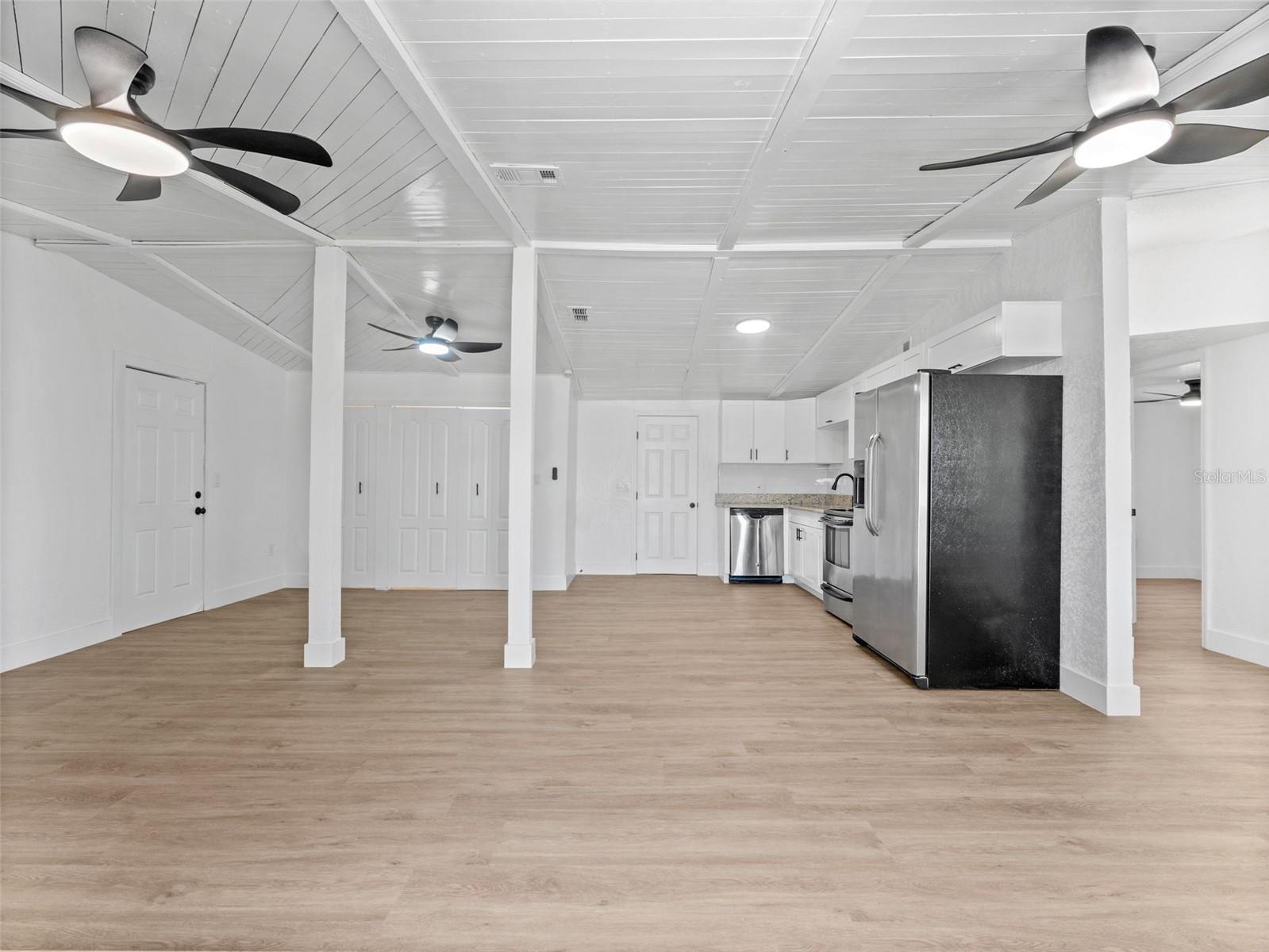 Image 6 of 48 For 4613 Irene Loop