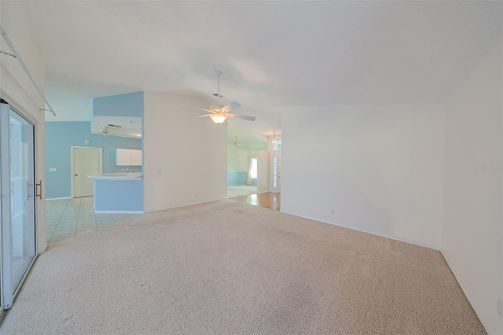 Image 14 of 42 For 352 Caloosa Palms Court