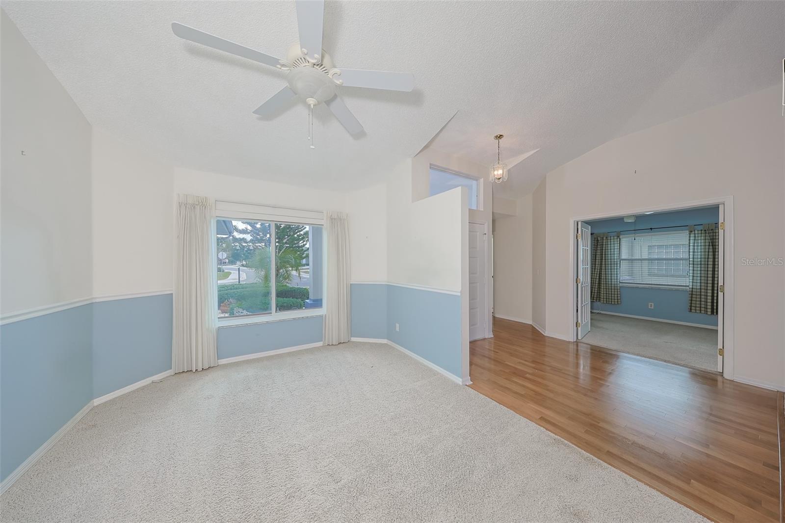 Image 17 of 42 For 352 Caloosa Palms Court