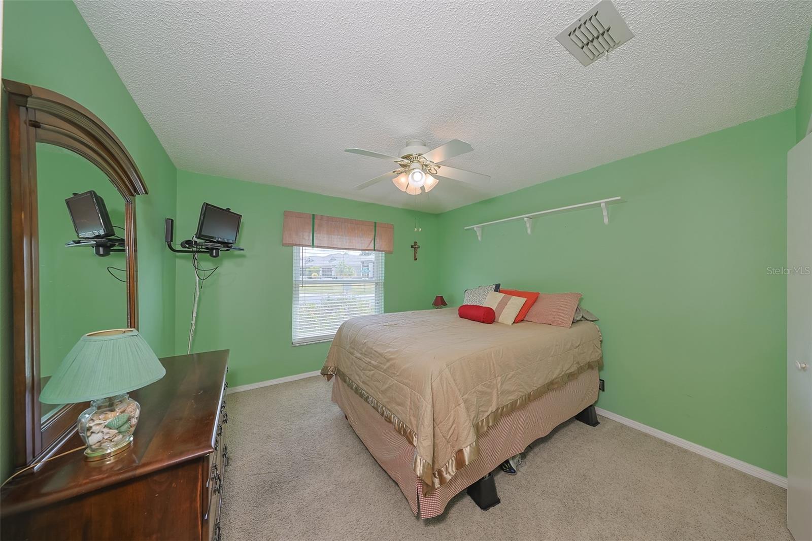 Image 24 of 42 For 352 Caloosa Palms Court