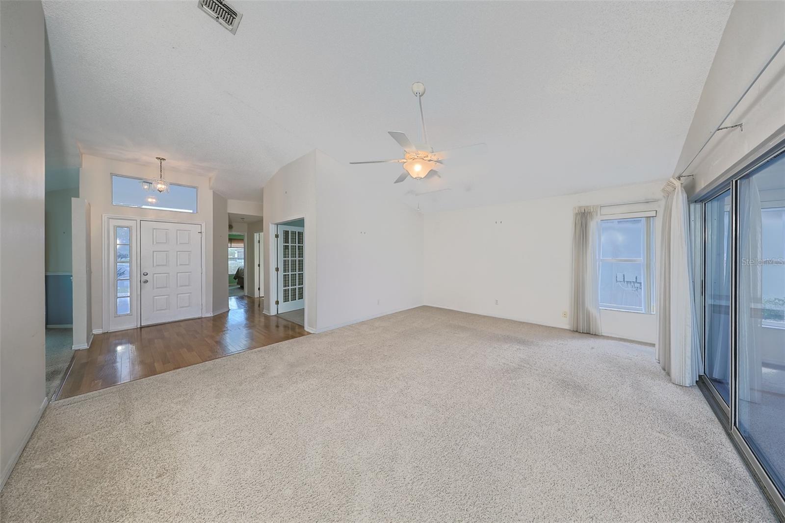 Image 28 of 42 For 352 Caloosa Palms Court