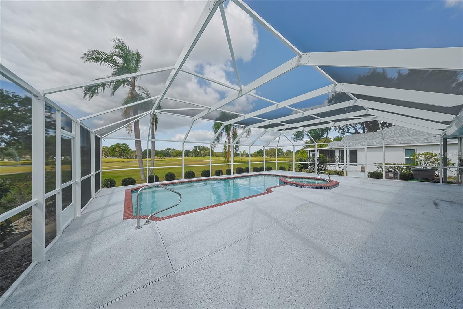 Image 33 of 42 For 352 Caloosa Palms Court