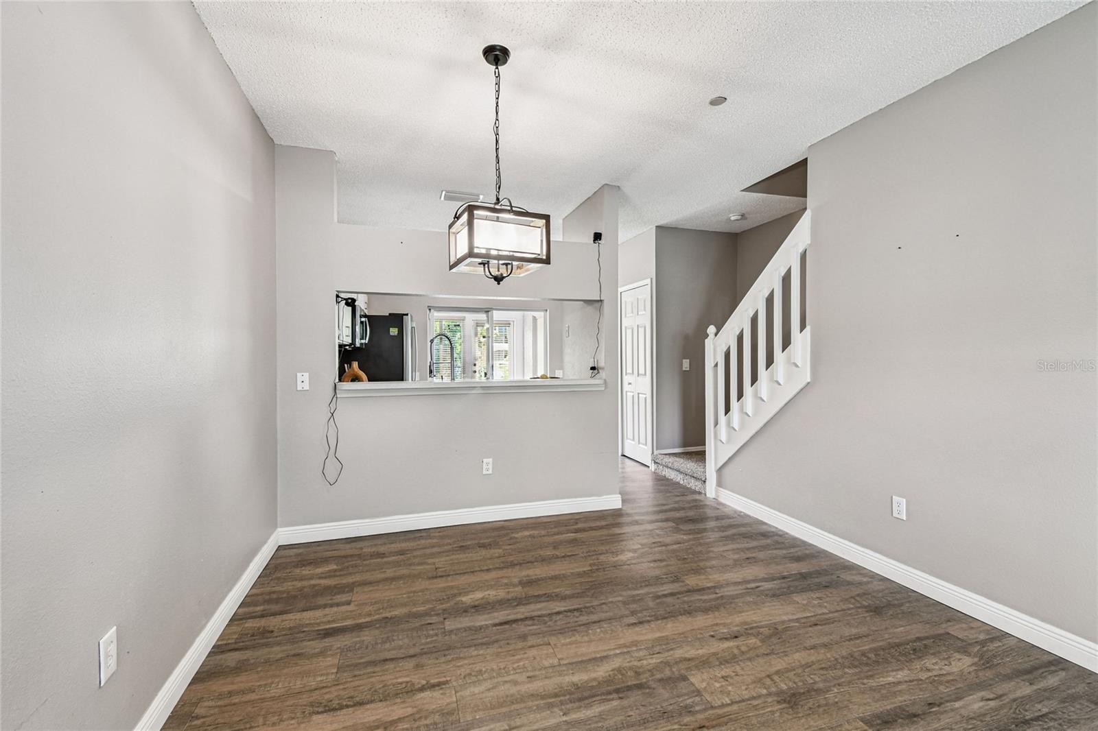 Image 10 of 73 For 239 Countryside Key Boulevard