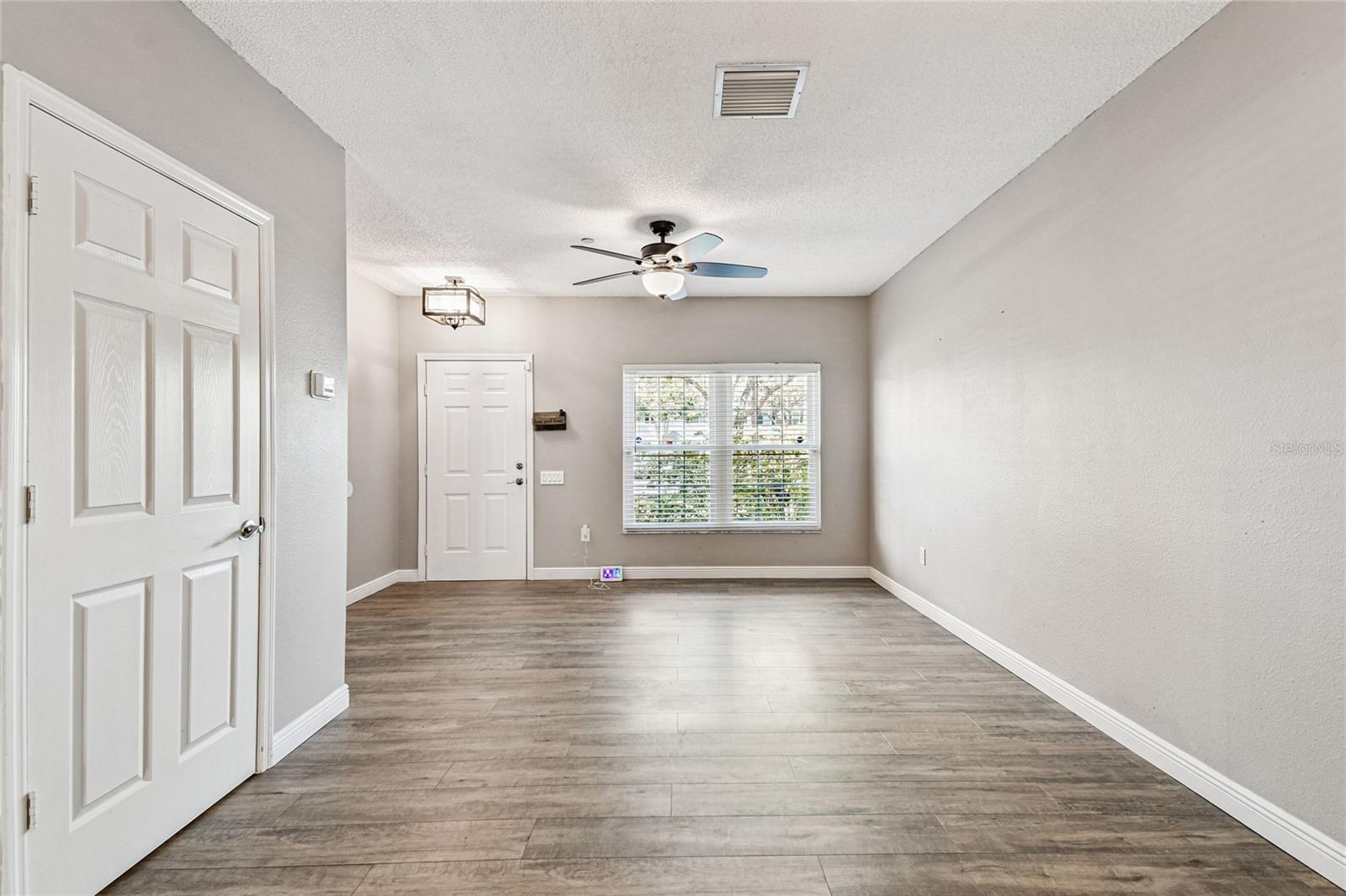 Image 12 of 73 For 239 Countryside Key Boulevard