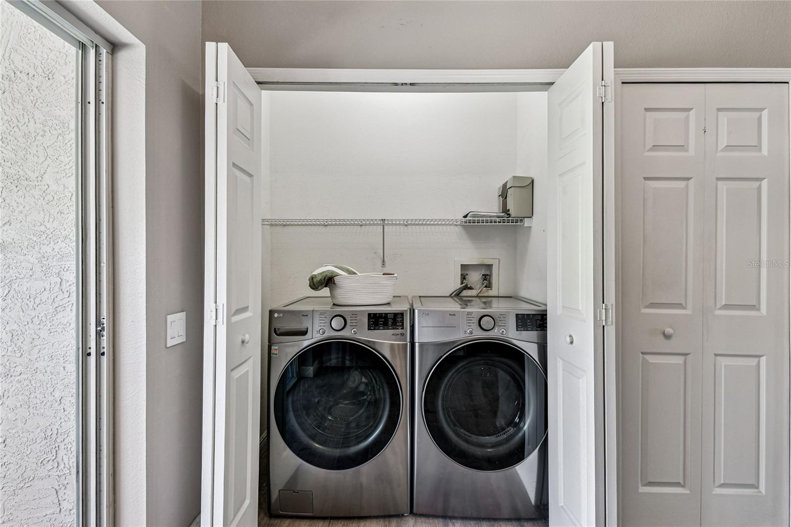 Image 25 of 73 For 239 Countryside Key Boulevard