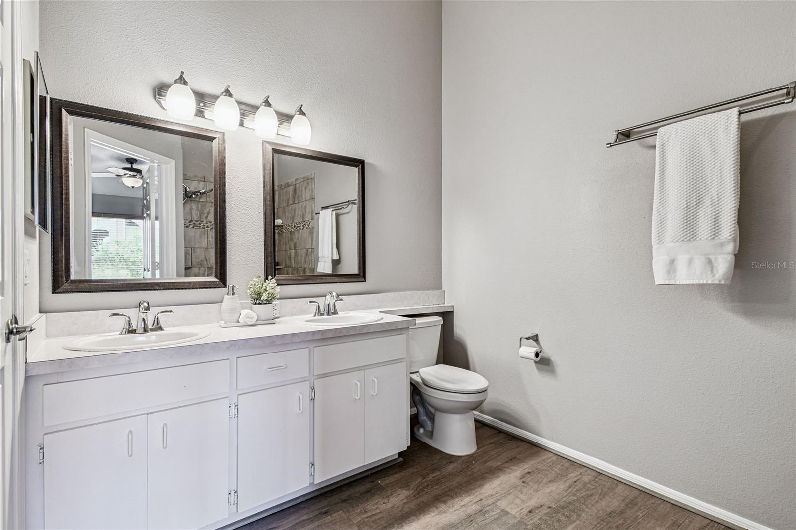 Image 36 of 73 For 239 Countryside Key Boulevard