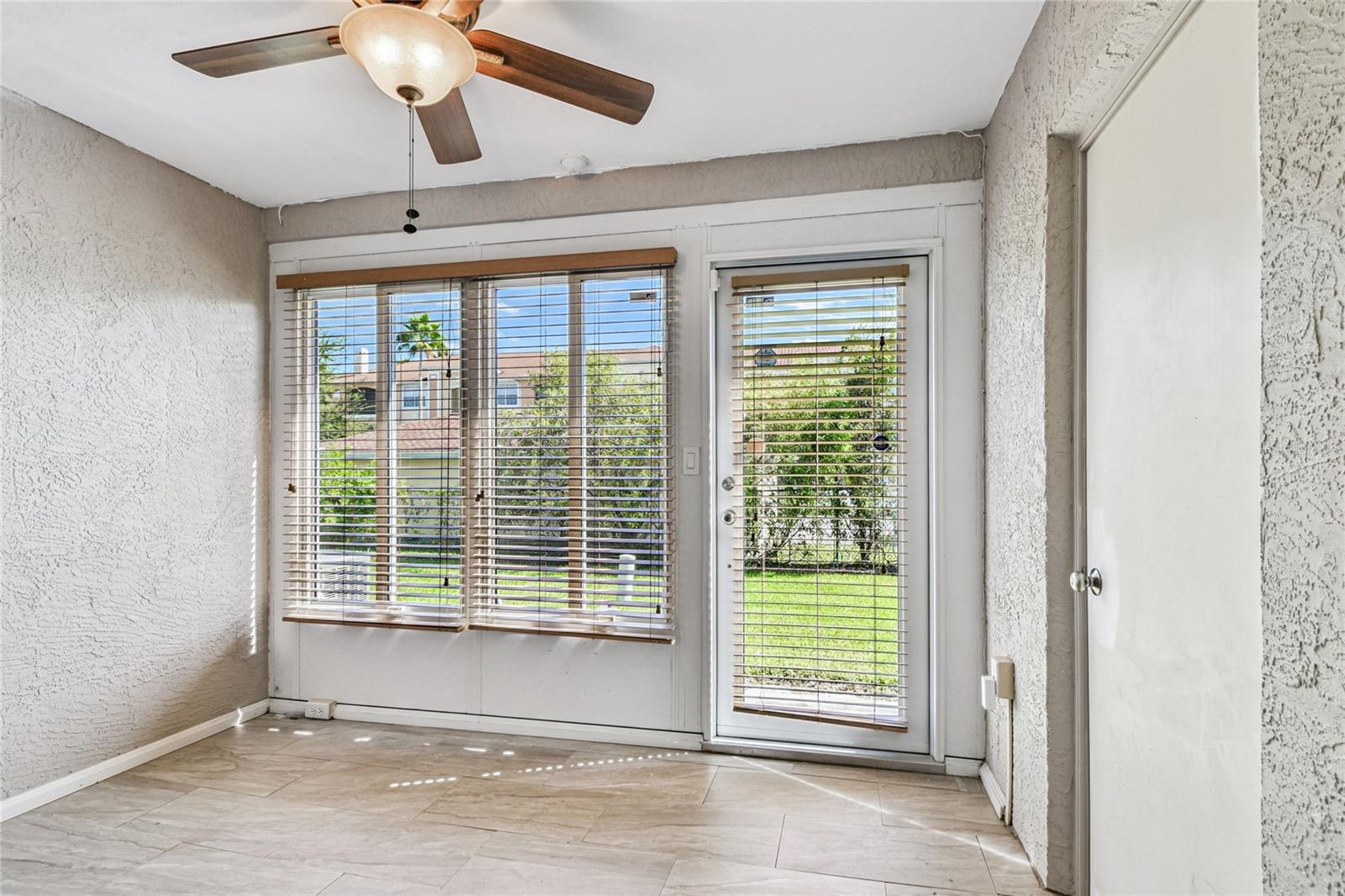 Image 45 of 73 For 239 Countryside Key Boulevard