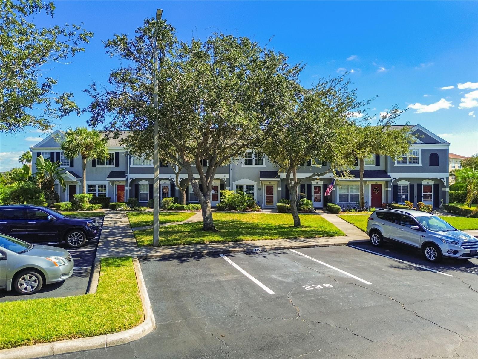 Image 52 of 73 For 239 Countryside Key Boulevard