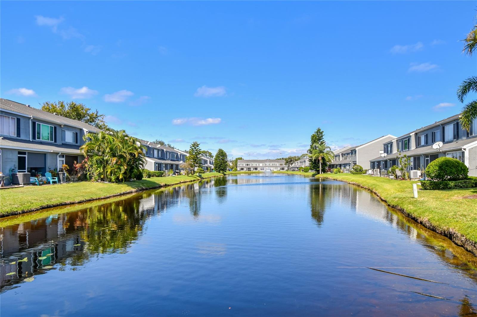 Image 62 of 73 For 239 Countryside Key Boulevard