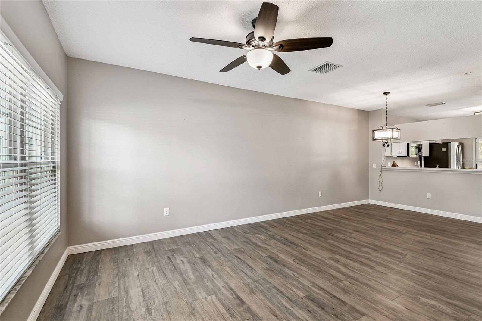 Image 8 of 73 For 239 Countryside Key Boulevard