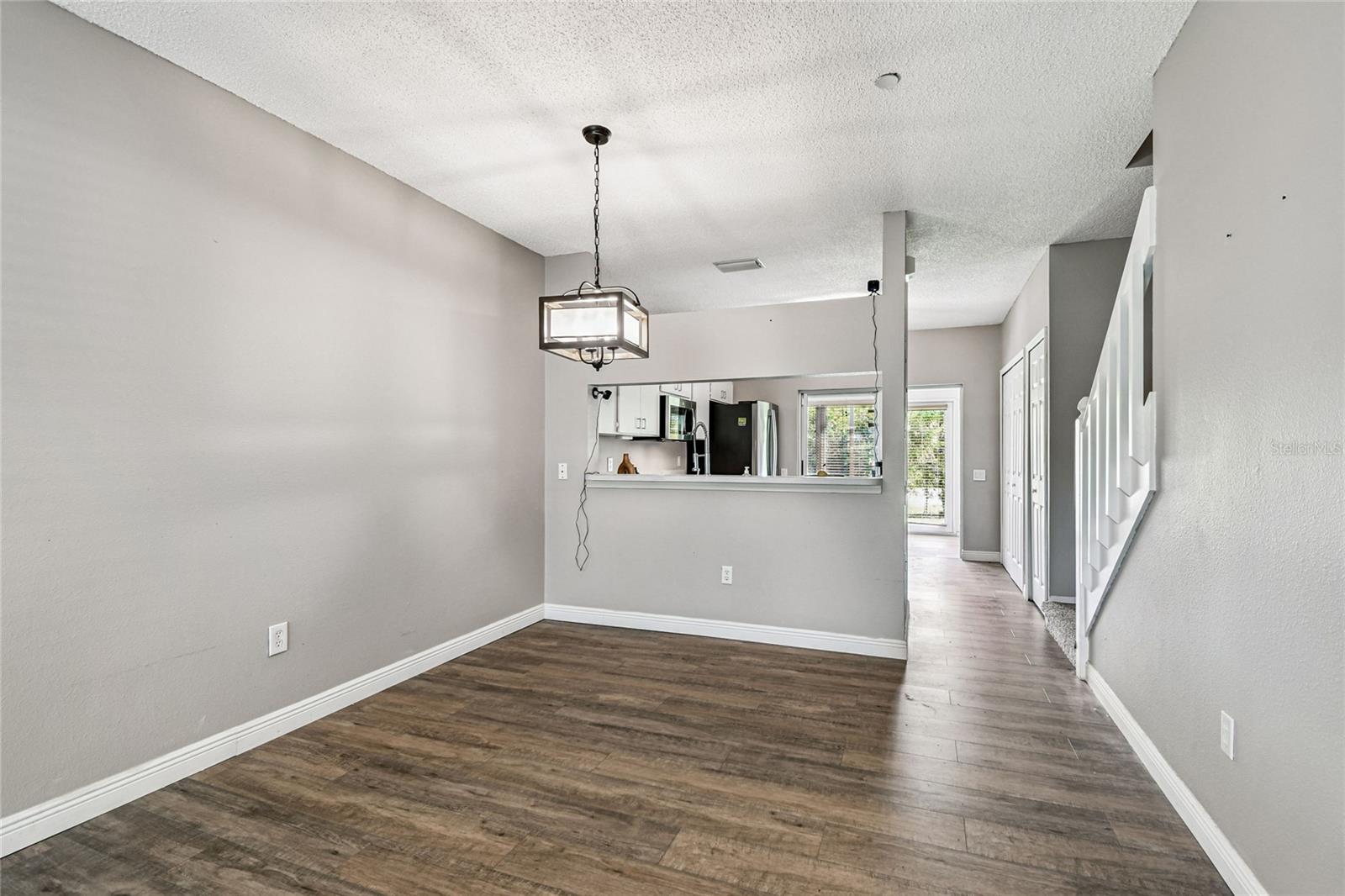 Image 9 of 73 For 239 Countryside Key Boulevard