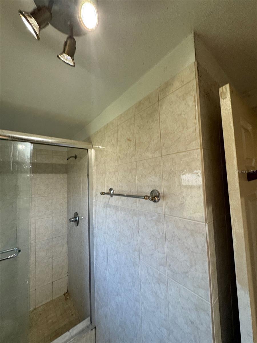 Image 5 of 6 For 5417 Starwood Place