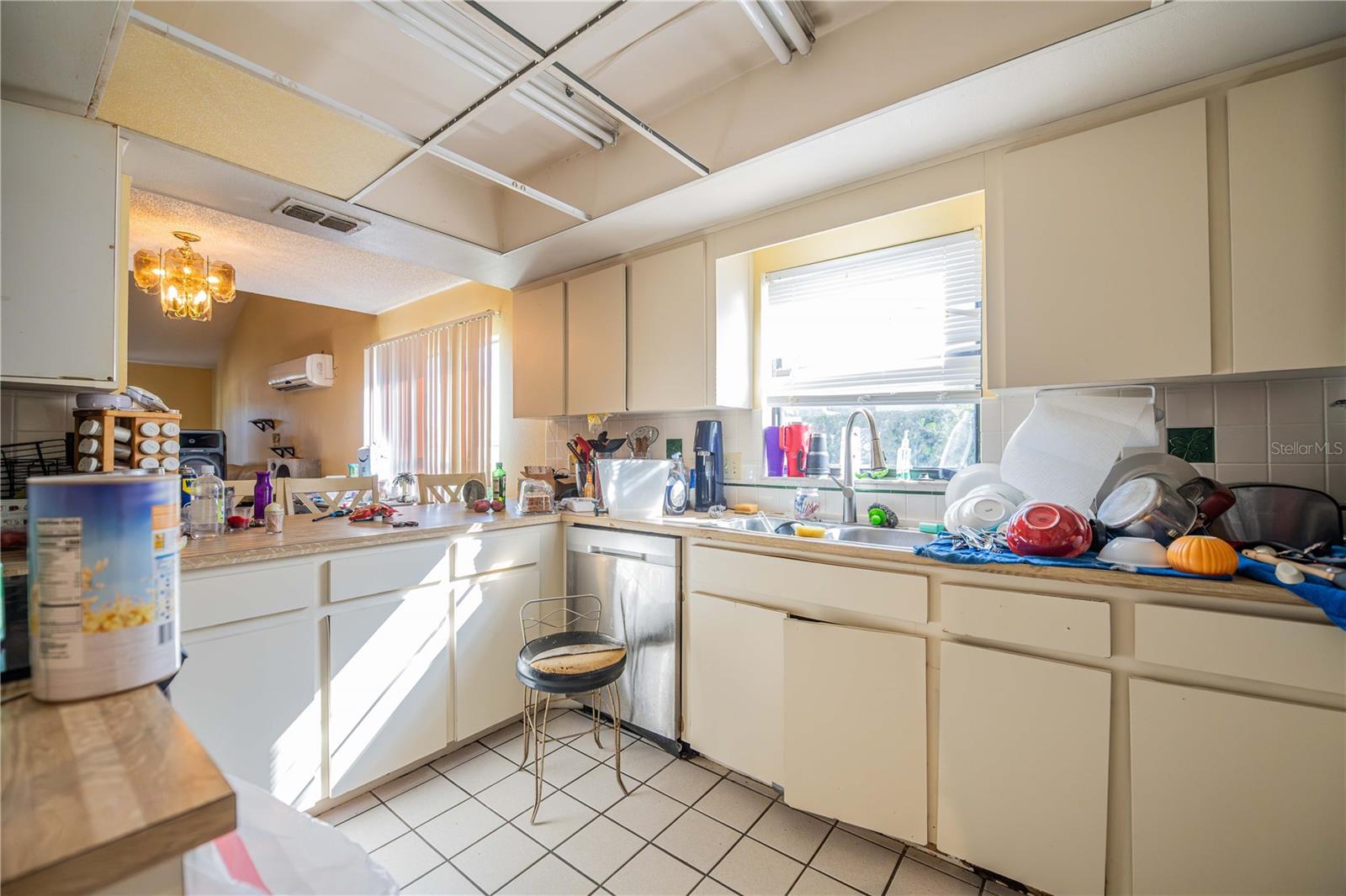 Image 30 of 39 For 2221 Eastmeadows Road