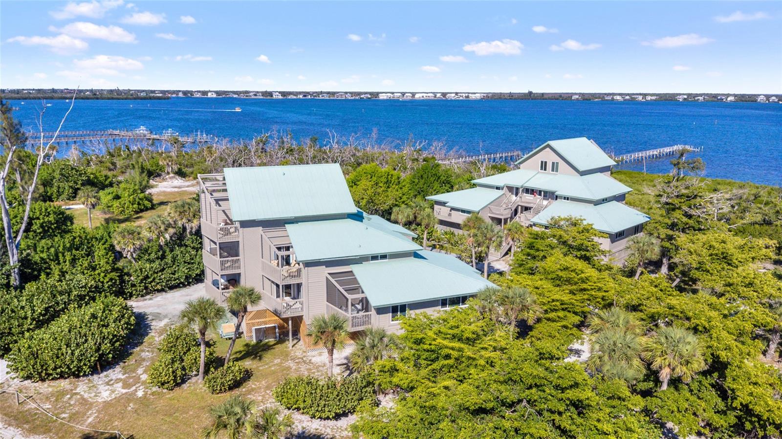 Image 32 of 43 For 9200 Little Gasparilla Island  301