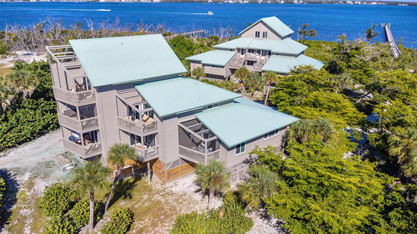 Image 33 of 43 For 9200 Little Gasparilla Island  301