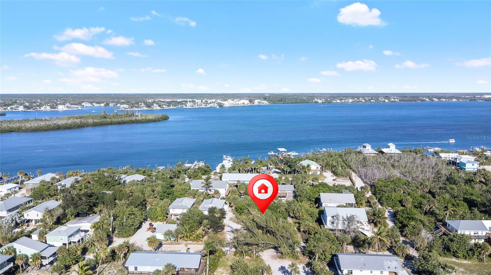 Image 14 of 17 For 8668 Grand Avenue Avenue