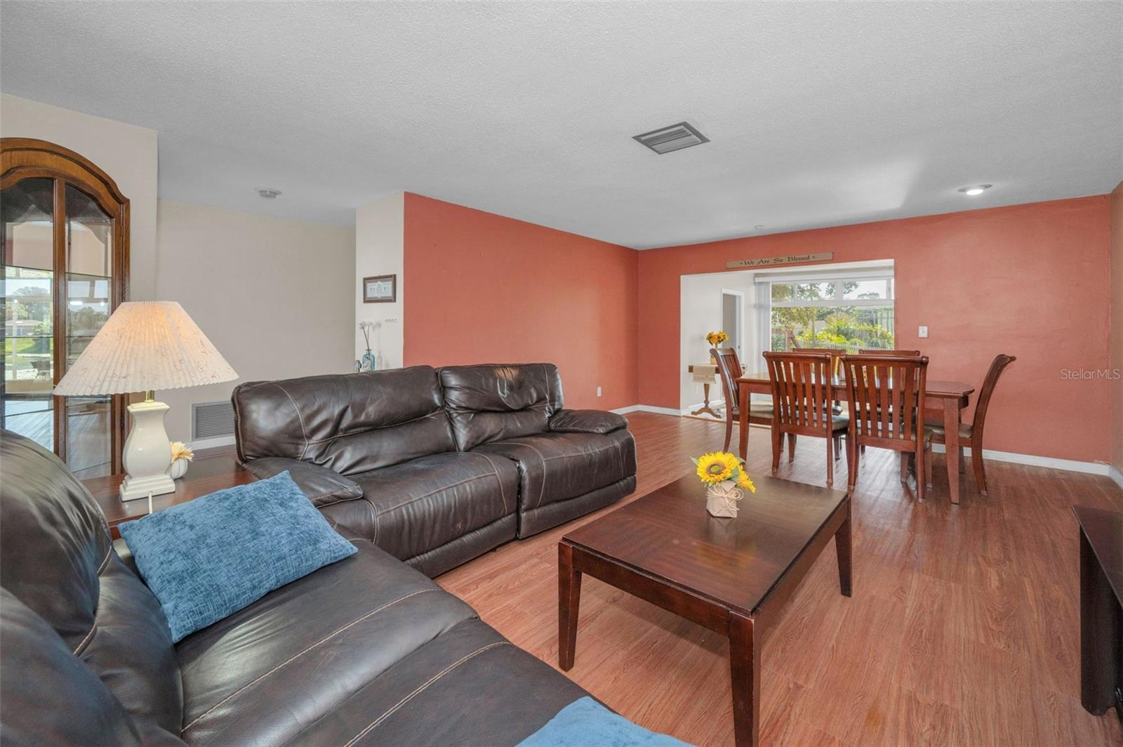 Image 10 of 48 For 2087 Hillwood Drive