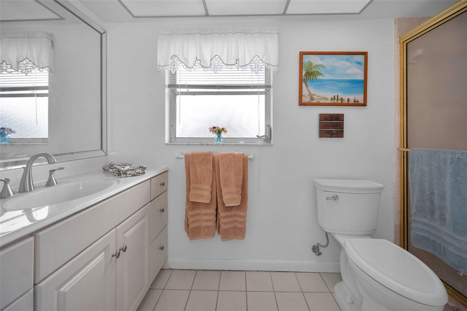 Image 29 of 48 For 2087 Hillwood Drive