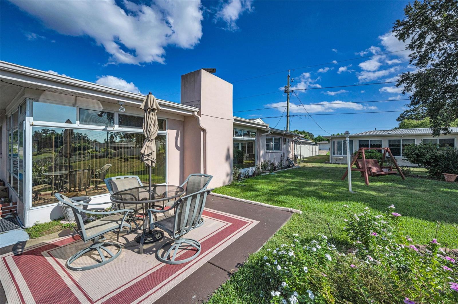 Image 37 of 48 For 2087 Hillwood Drive