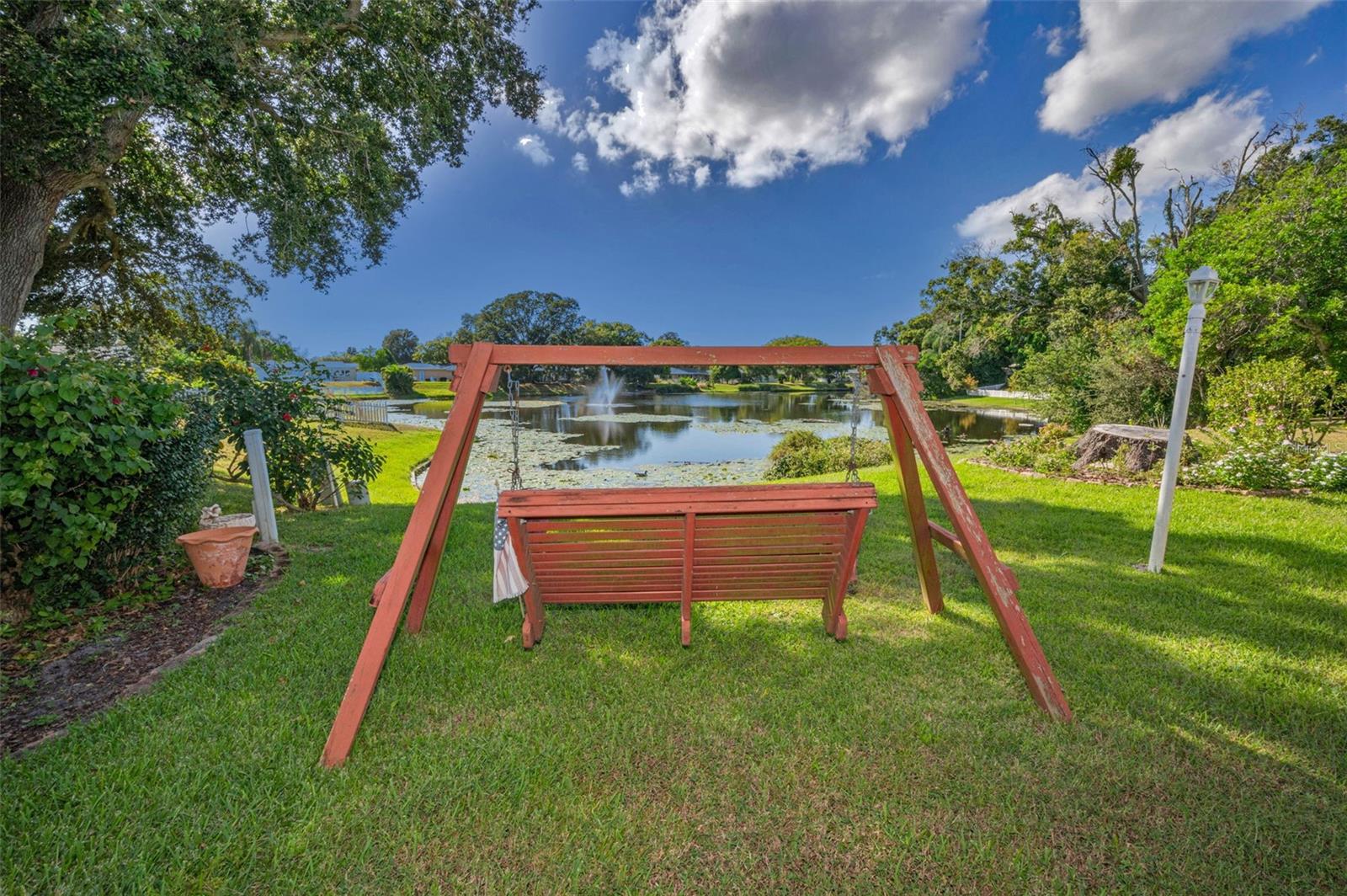 Image 39 of 48 For 2087 Hillwood Drive